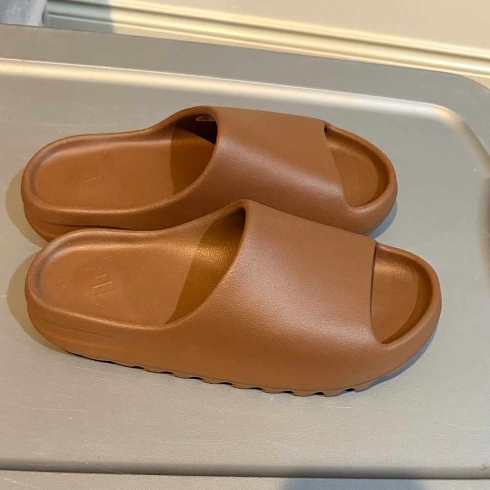 Yeezy Slide Sandals in Brown